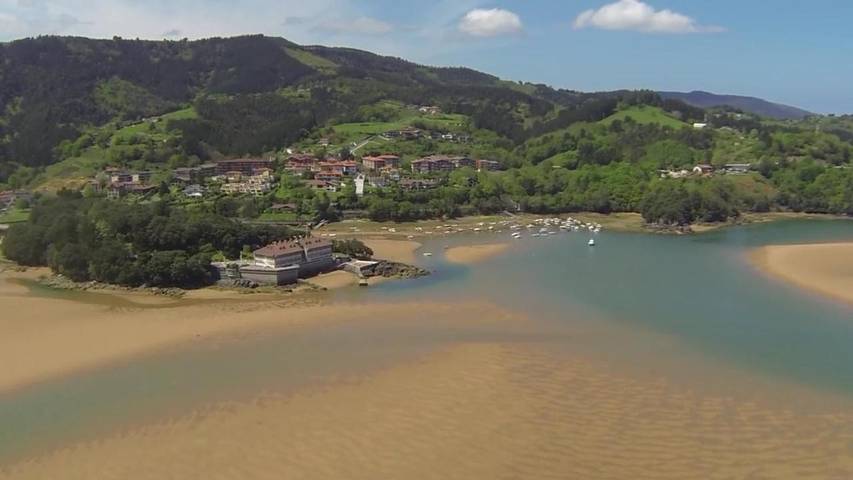 Location de vacances pour 6 personnes, animaux acceptés à Gautegiz Arteaga - 2