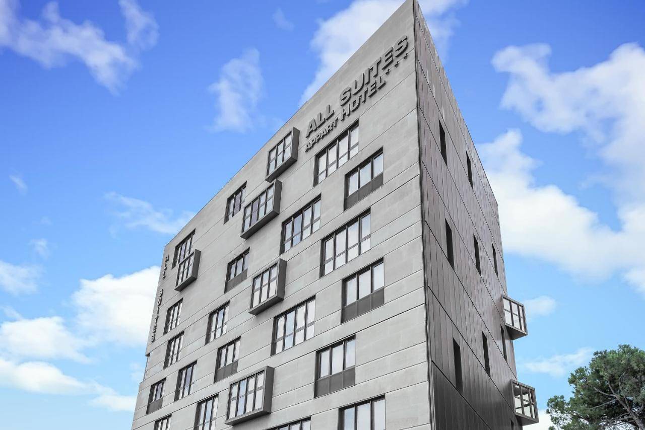All Suites Bordeaux Centre Marne - Gare Saint-Jean in Burdeos, Región de Burdeos