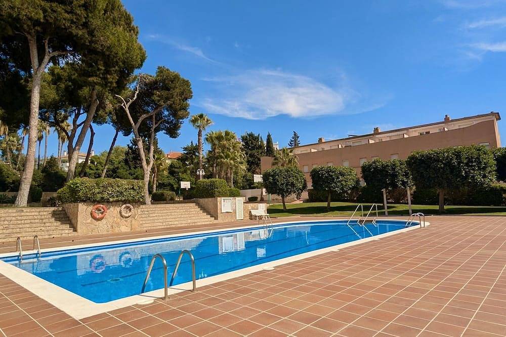 Evh114 Terraced House with Communal Areas in Altafulla, Costa Dorada