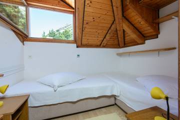 Vacation Apartment for 4 Guests in Dubrovnik, Grad Dubrovnik, Picture 4