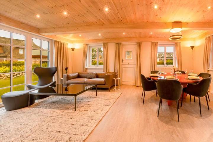 Ferienhaus für 8 Personen, mit Sauna und Garten sowie Pool, mit Haustier auf Sylt - 2