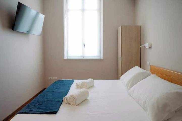 Appartamento intero, Calabreeze. Modern apartment with city center view in Villa San Giovanni, Provincia di Reggio Calabria