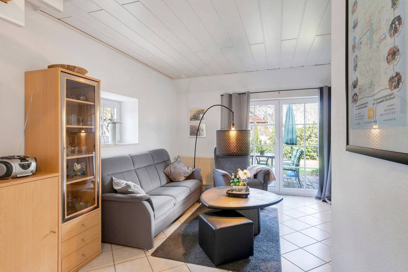 Ganze Wohnung, Ferienwohnung Sommerabend mit privatem Garten und Wlan in Zetel, Nordseeküste
