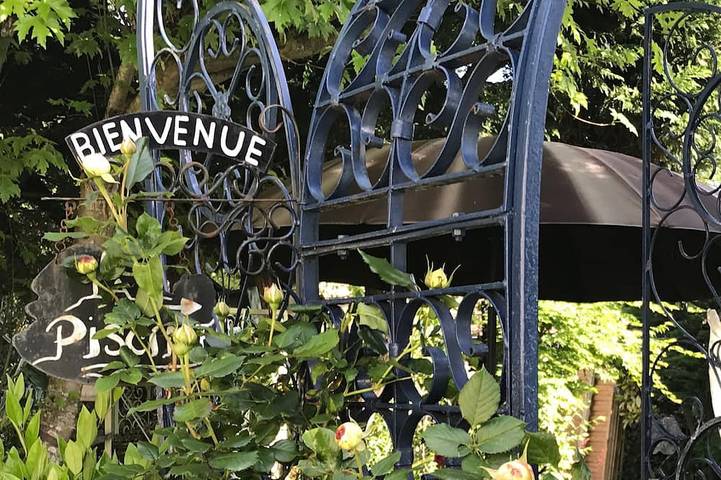 Location de vacances pour 2 personnes, avec Terrasse et Jardin à Mauchamps