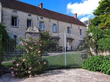 Chambre d’hôte pour 2 personnes, avec terrasse ainsi que vue et jardin à Moulins-sur-Orne