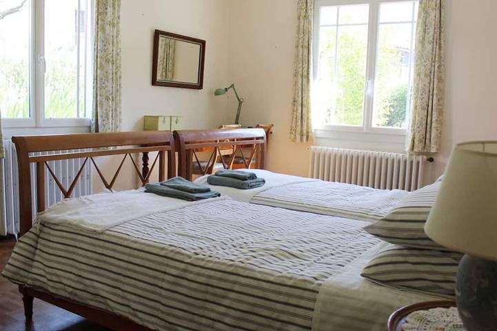 Location de vacances pour 10 personnes, avec jardin, animaux acceptés à Niaux - 3