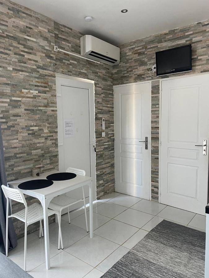 Appartement entier, Charmant studio de 18 m2. in Montarnaud, Côte méditerranéenne (France)