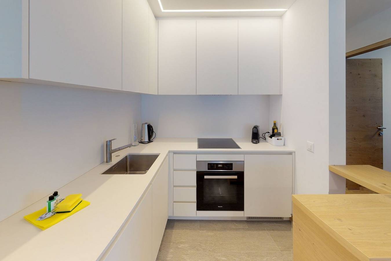 Ganze Wohnung, Apartment Allod 210 schöne Wohnung an guter Lage in St. Moritz, Sankt Moritz