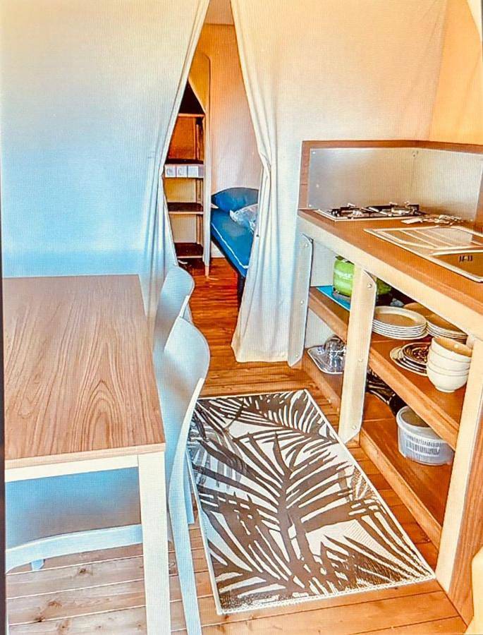 Glamping eco lodges in Moncarapacho, Parque Natural da Ria Formosa
