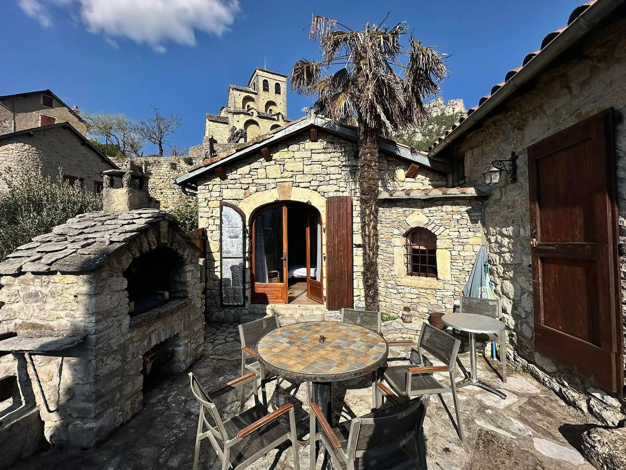 Casa de vacaciones «Le Gîte de la Cardabelle» in Mostuéjouls, Parc naturel régional des Grands Causses