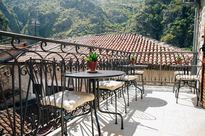Chambre d’hôte pour 2 personnes, avec vue et terrasse à Kotor - 4