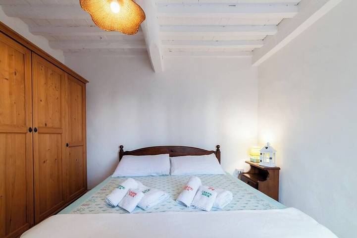 Appartamento intero, Authentic Tuscan Stone House • 4Br • Peaceful Village Escape in Pescaglia, Provincia di Lucca