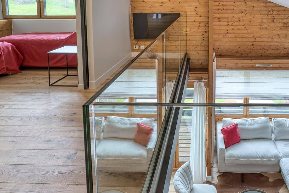 Ganze Wohnung, Geräumige 4-Zimmer-Wohnung in Megève, nahe Skipisten und Golfplatz, mit Terrasse und Garage in Megève, Pays du Mont-Blanc