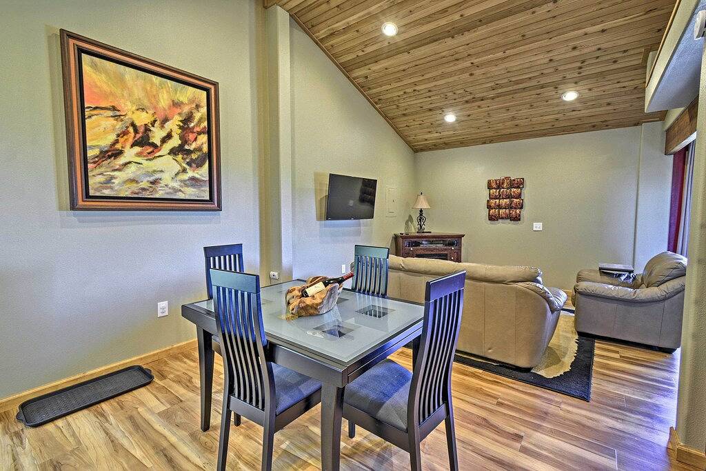 Picturesque Port Angeles Cabin w/ Fire Pit! in Hurricane Ridge