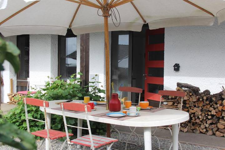 Ferienwohnung für 4 Personen, mit Garten und Pool sowie Whirlpool - 1