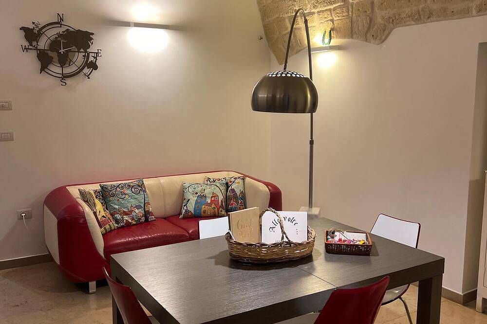 Ganze Wohnung, Cozy vacation home in 19th-century structure. in Bisceglie, Barletta-Andria-Trani