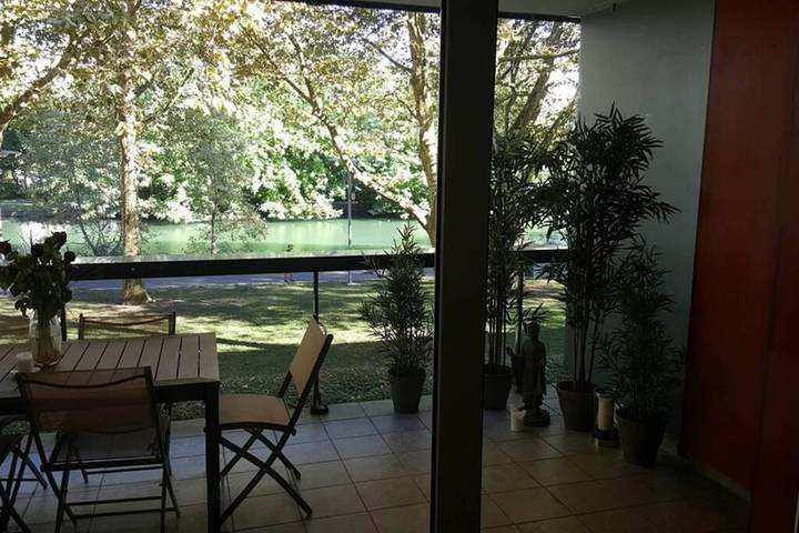 Appartement de vacances pour 4 personnes, avec Balcon et Terrasse ainsi que Vue sur le lac et Vue