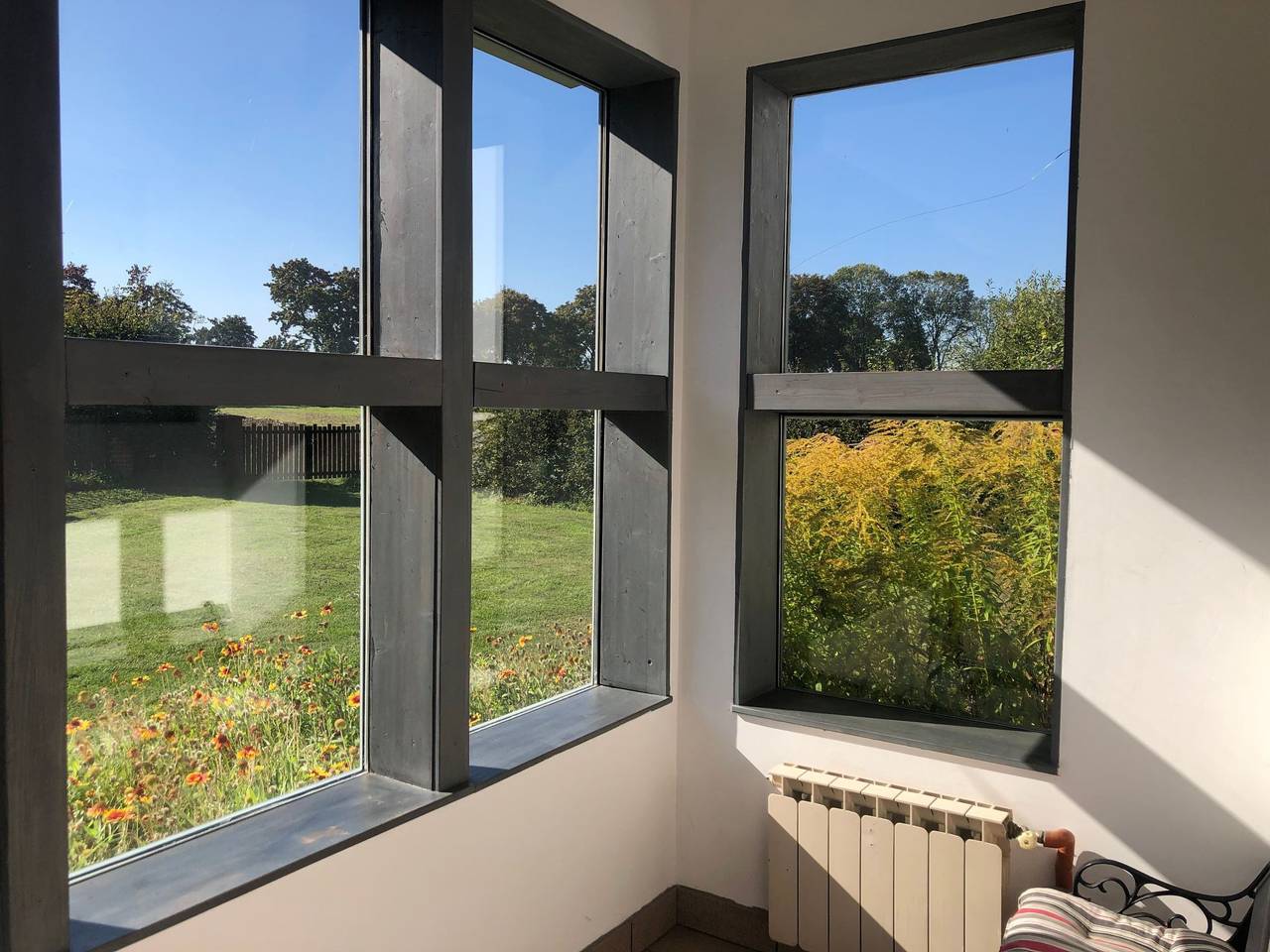 Auf einem Gutshof mit eigenem Garten in ländlicher Umgebung in Westpommern