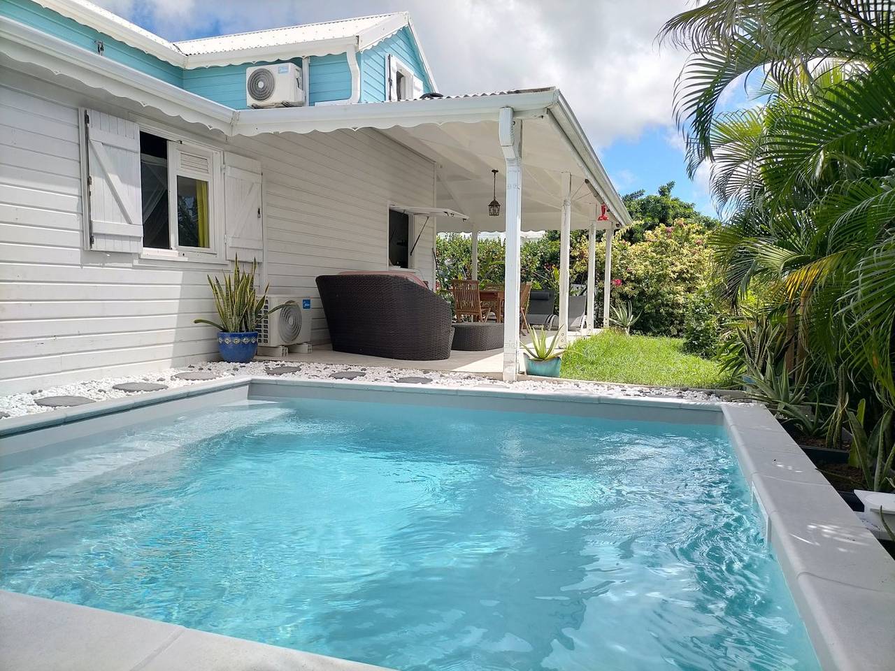 Grande villa créole, à 800 m de la plage, piscine, jardin in Le Diamant, Martinique