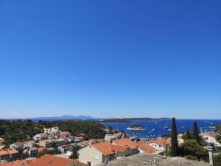 BnB für 4 Personen, mit Garten und Ausblick in Kroatien