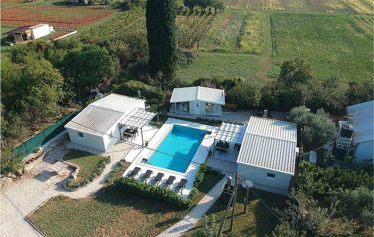 Casa vacanza per 8 persone, con terrazza, con animali domestici in Rovigno