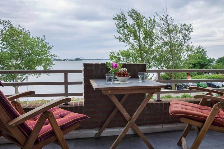Ferienwohnung mit Meerblick für 5 Personen, mit Balkon