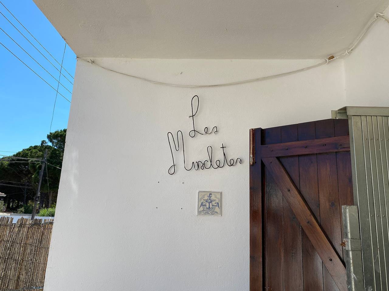 Appartement entier, Appartement 'Muscletes' avec vue sur les montagnes, Wi-Fi et climatisation in L'Escala, Haut-Ampurdan