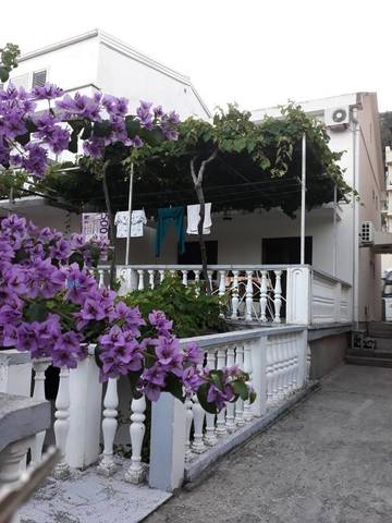 Maison d’hôte pour 2 personnes, avec vue ainsi que jardin et terrasse au Monténégro