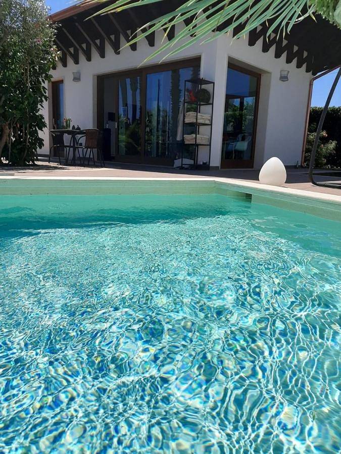 Chambre d’hôte pour 4 personnes, avec vue ainsi que piscine et jardin à Gallipoli