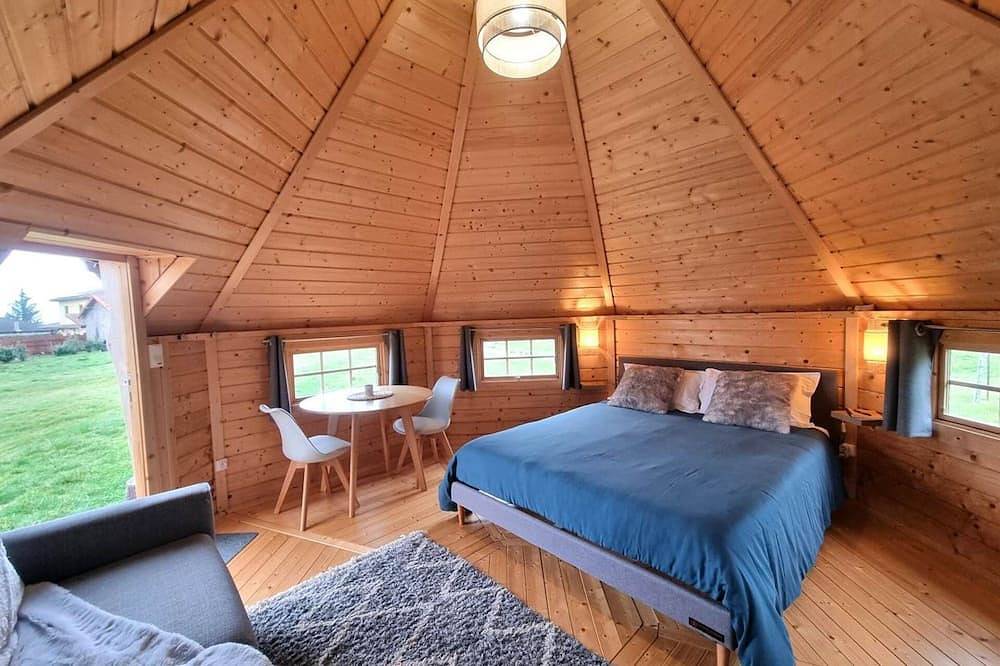 Cabane \"Alaska\" avec Jacuzzi Privatif in Pradines (Loire), Région de Roanne