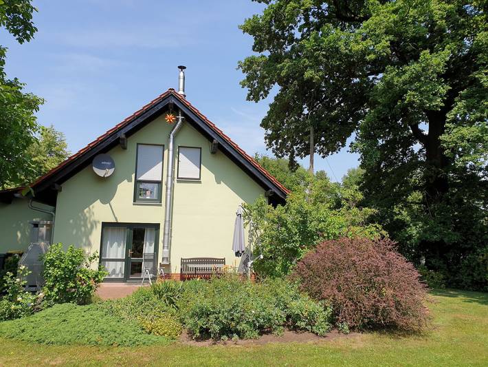 Ferienwohnung für 4 Personen, mit Terrasse und Garten in Burg (Spreewald)