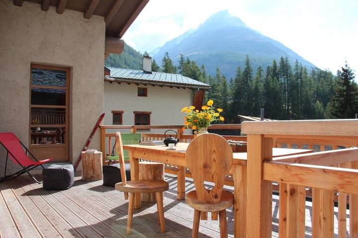 Gîte pour 8 personnes, avec terrasse dans Office De Tourisme De Bessans - 3