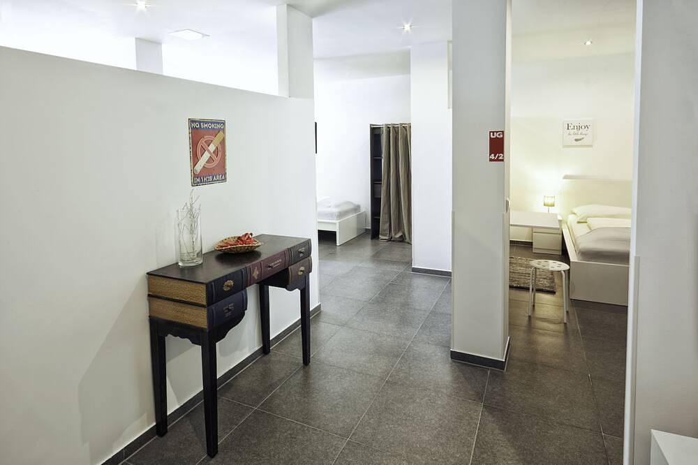 Large modern apartment for up to 8 people in Ostfildern, Circondario di Esslingen
