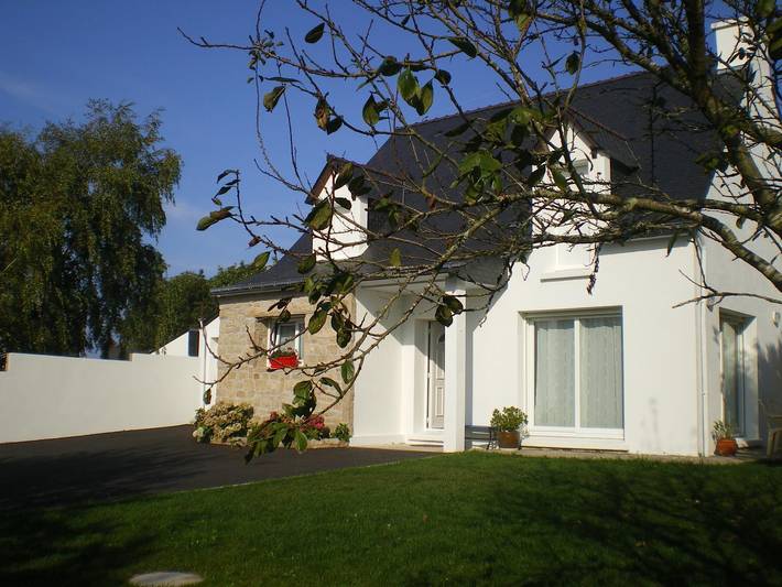 Gîte pour 8 personnes, avec Terrasse et Jardin à Belz