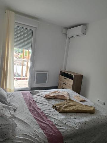 Gîte pour 4 personnes, avec balcon, adapté aux familles à Rognac