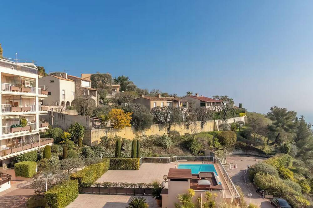 Ganze Wohnung, Superb 2 room apartment ten minutes from Monaco in Èze, Nizza und Umgebung