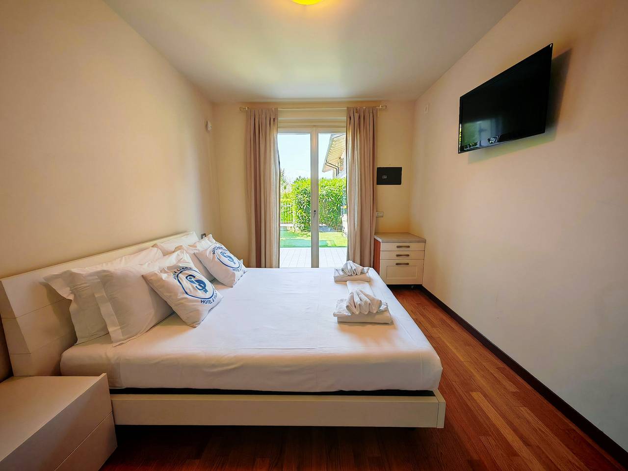 Appartement entier, Sg Family - Dimora Smeraldo in Castelnuovo del Garda, Montagnes autour du lac de Garde
