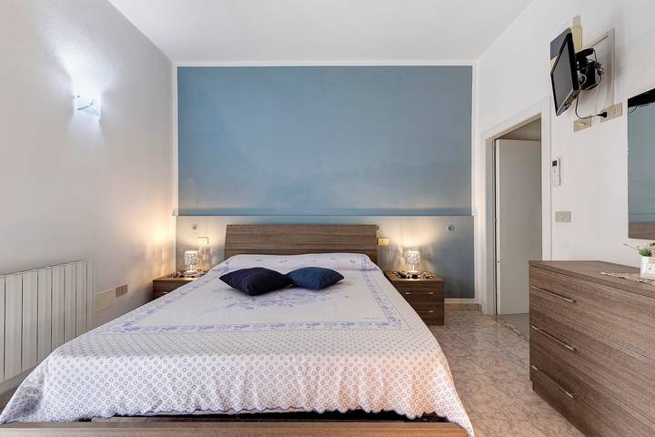 Room 'Agriturismo Case Nuove - Camera Ste' with Shared Pool, Wi-Fi and Air Conditioning in Castellina Marittima, Etruscan Coast
