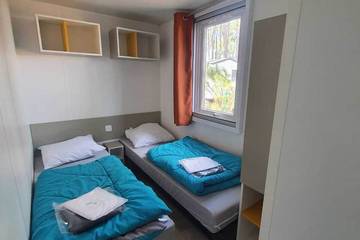 Camping pour 10 Personnes dans Saint-Julien-en-Born, Région de Dax, Photo 4