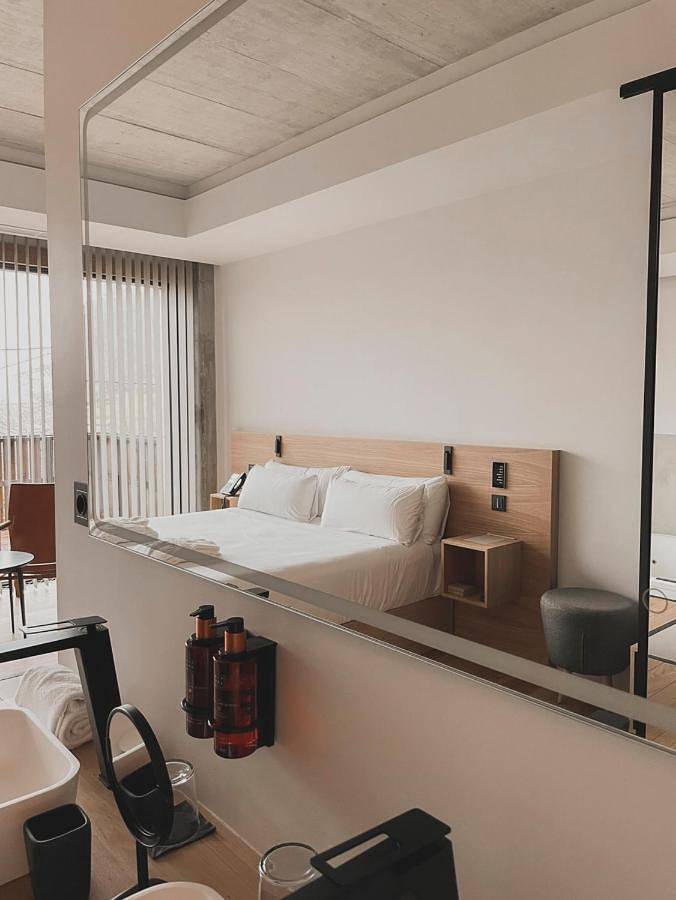 Atmos Hotel Boutique in Outes, Rias Baixas