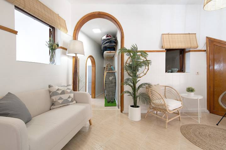 Casa de vacaciones "Casa El Altillo" con vistas al mar, terraza compartida y Wi-Fi in El Pagador, Moya
