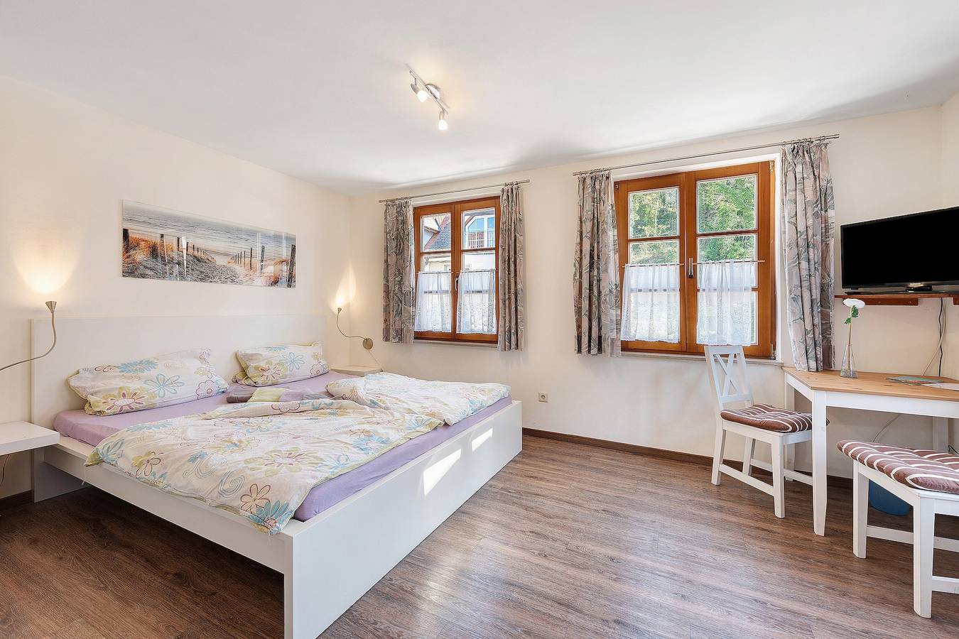 Zimmer 'Doppelzimmer Württemberg' mit Wlan in Meersburg, Region Bodensee-Oberschwaben