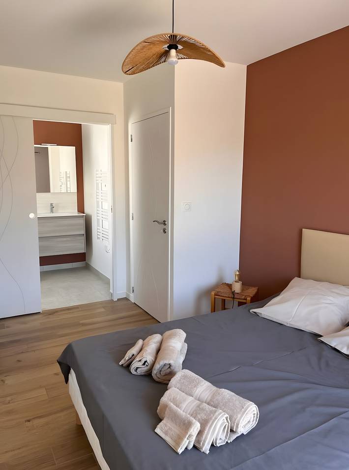 Location de vacances pour 2 personnes, avec jardin à Lanvollon