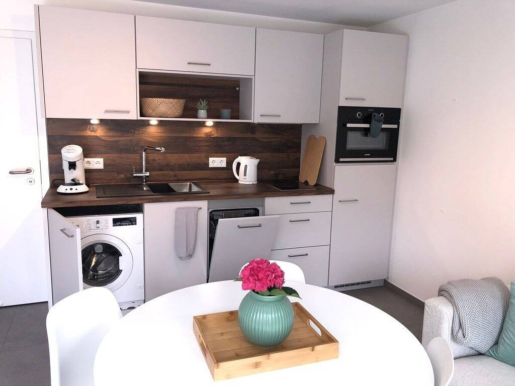 Ganze Wohnung, Angenehme Wohnung mit Terrasse in Öhningen, Untersee
