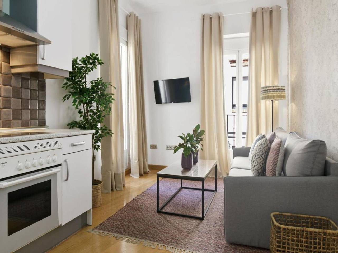 Appartement entier, Gran Vía I, 3 chambre, 8 personnes, wifi gratuit in Centro (Madrid), Madrid