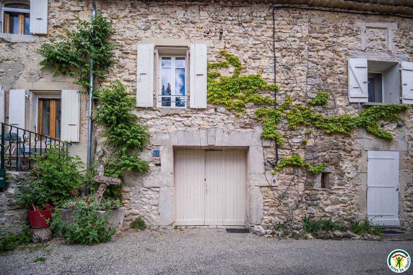 Le Pigeonnier - Gîte Des Lucioles En Provence in Montségur-sur-Lauzon, Région de nyons