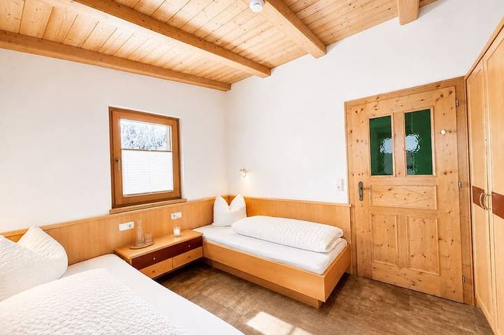 Ganze Wohnung, Deluxe Apartment mit 2 Schlafzimmern und Balkon in Villgratner Berge, Außervillgraten