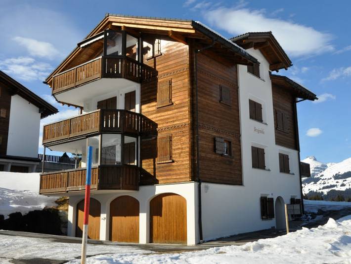 Ferienwohnung für 4 Personen, mit Balkon in Obersaxen-Affeier