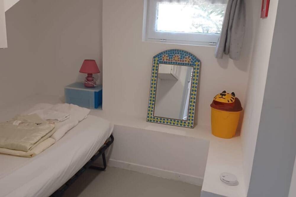Appartement entier, Appartement avec piscine et jardin in Boisset-et-Gaujac, Région d'Alès