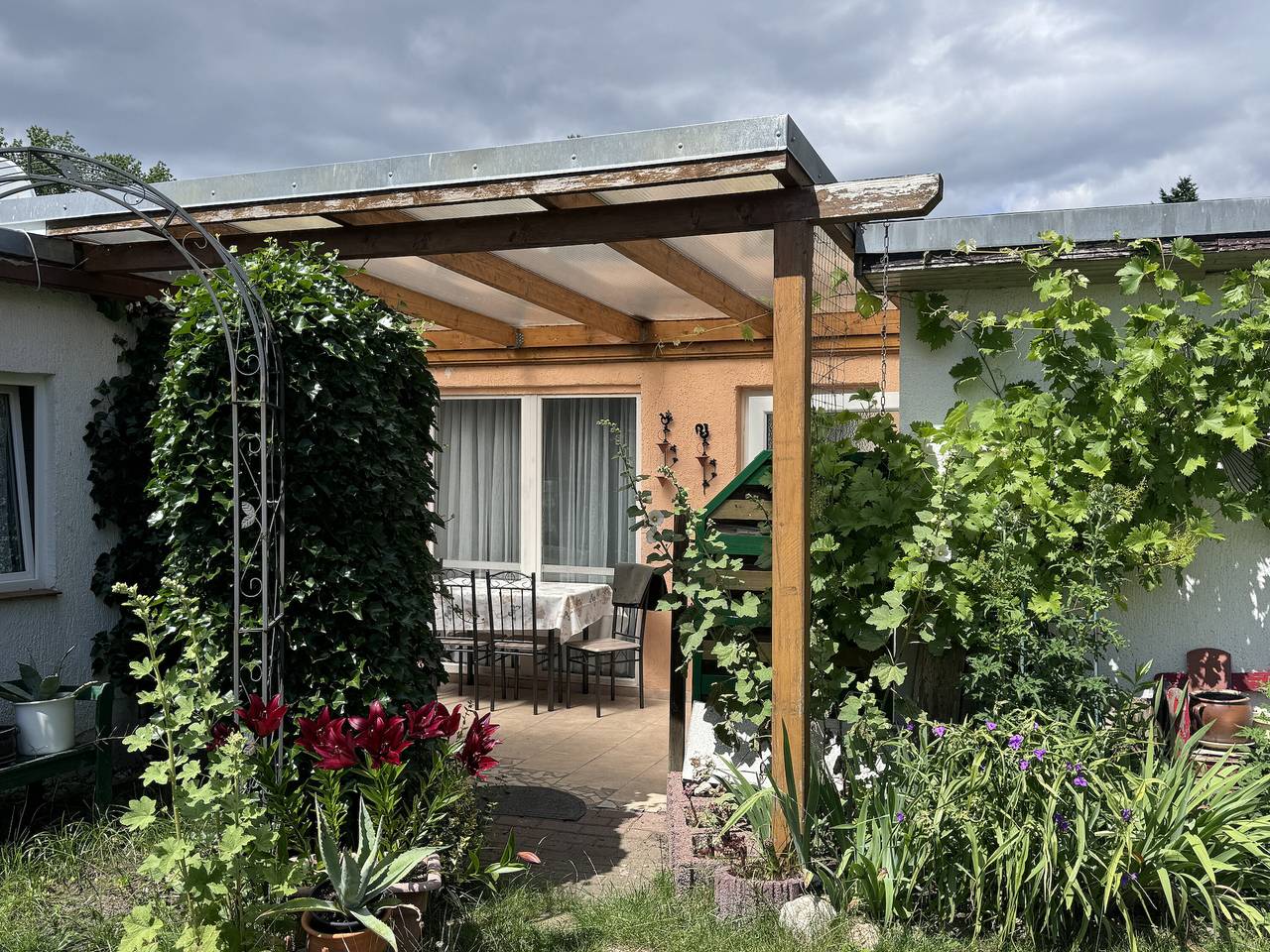 Ferienhaus 'Bungalow 2' mit privater Terrasse, Gemeinschaftsgarten und Wlan in Fünfseen, Plauer See